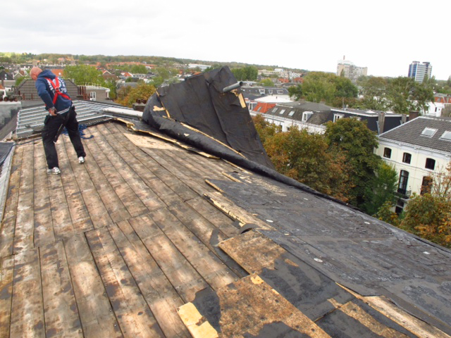 Stormschade-Arnhem-dakbedekking.png